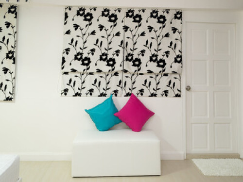 White Elegance & a Touch of Romance - Gallery - 8