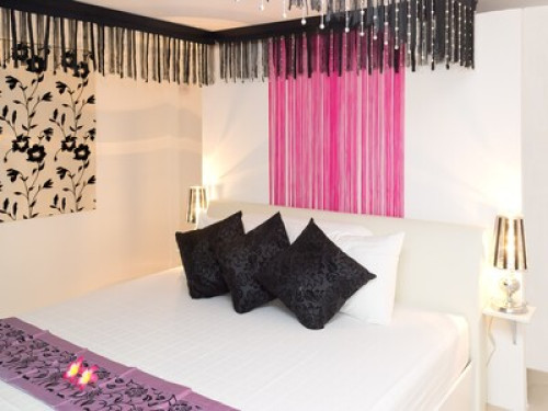 White Elegance & a Touch of Romance - Gallery - 48
