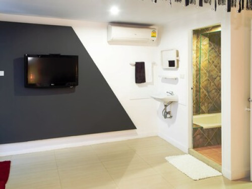 White Elegance & a Touch of Romance - Gallery - 43