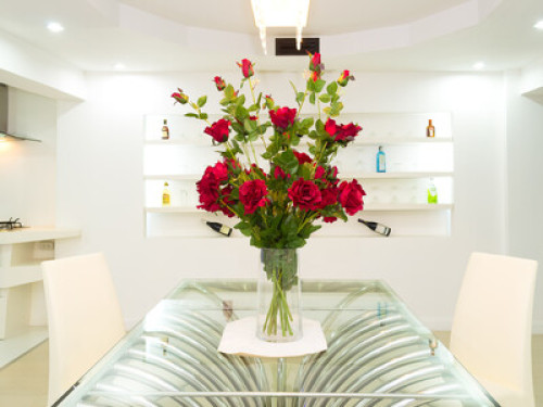 White Elegance & a Touch of Romance - Gallery - 29