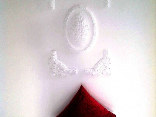 White Elegance & a Touch of Romance - Gallery - 45