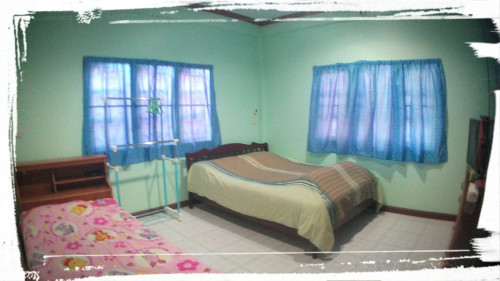 Friendly Homestay. Bedroom and Bath - Gallery - 2