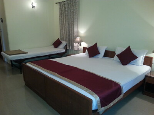Entire Ground Floor with Garden - Gallery - 17