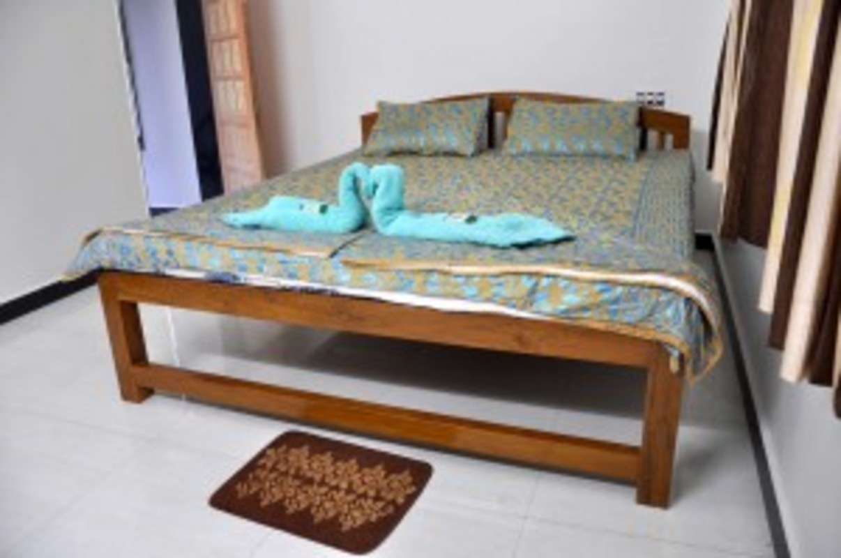 Room # 1(Single Bed) - 1