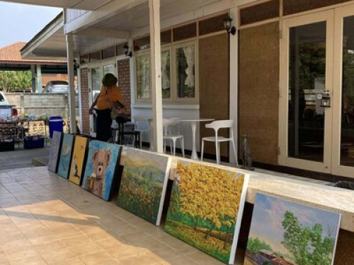 Cozy-Creative Corner in Old Phrae - Gallery - 6