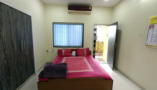 INDEPENDENT ROOM IN A VILLA NASHIK  - Gallery - 6