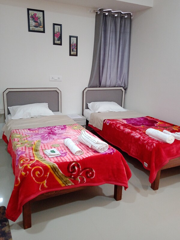 Twin Room 1(Single Bed) - 1