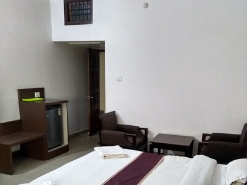 Villa E Benaras - Gallery - 13