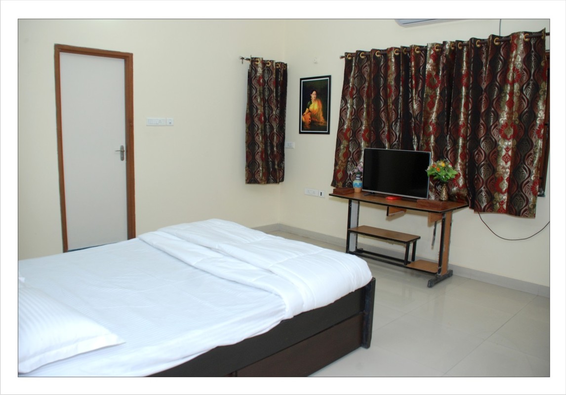 Room2 First Floor(Full Room) - 1