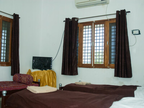 Riverside Homestay near Lion Safari - Gallery - 6