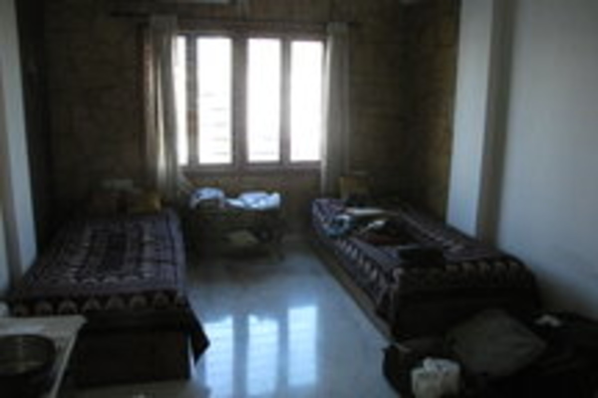West Room W Outside Toilet-Bath(Full Room) - 1