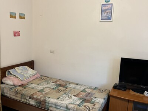 Shared Room in west district - Gallery - 3