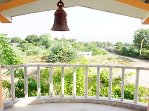 Luxurious 4-Bedroom Villa at Abu Rd - Gallery - 29