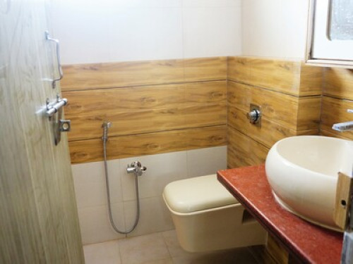 Luxurious 4-Bedroom Villa at Abu Rd - Gallery - 11