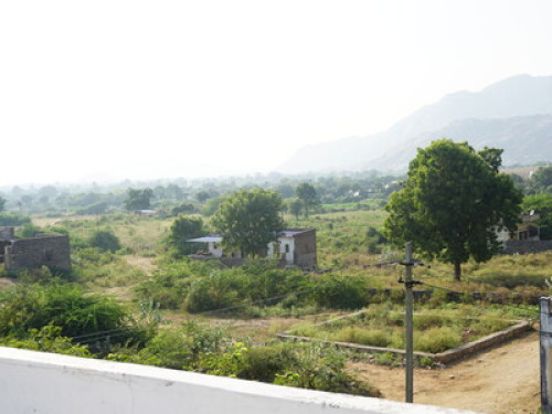 Luxurious 4-Bedroom Villa at Abu Rd - Gallery - 28