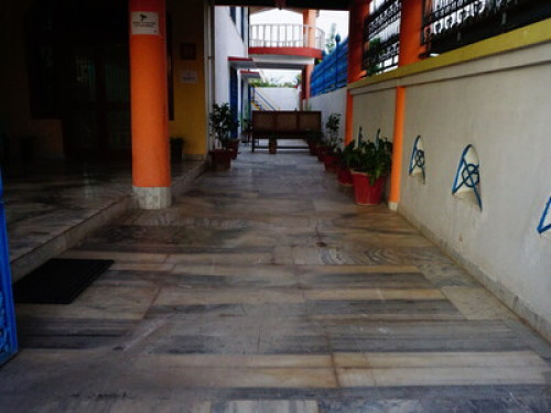 Luxurious 4-Bedroom Villa at Abu Rd - Gallery - 14