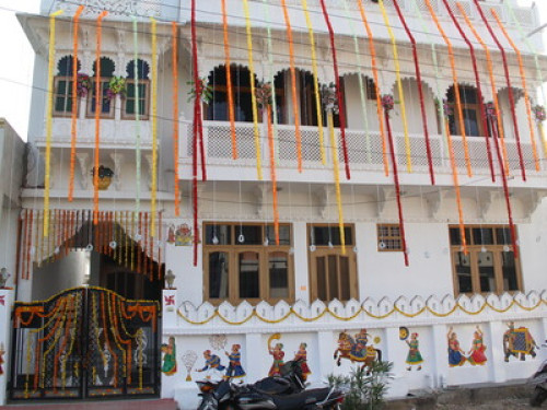 The Royal Homestay - Gallery - 3
