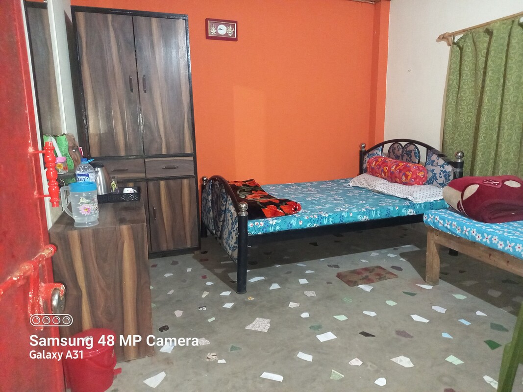 Room 2/ Sunflower(Single Bed) - 1