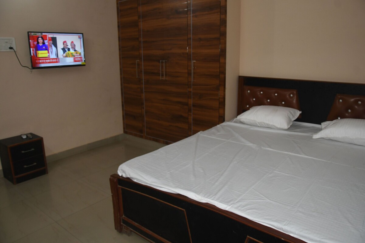 Bedroom 1(Single Bed) - 1