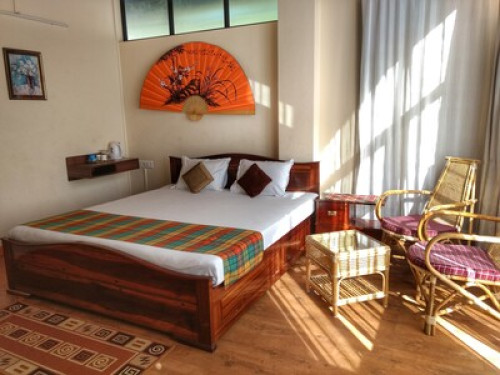 Sha Ri Loum.....a Home in the Hills - Gallery - 6