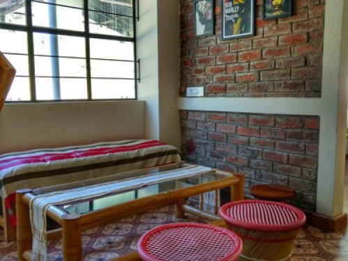 Sha Ri Loum.....a Home in the Hills - Gallery - 12