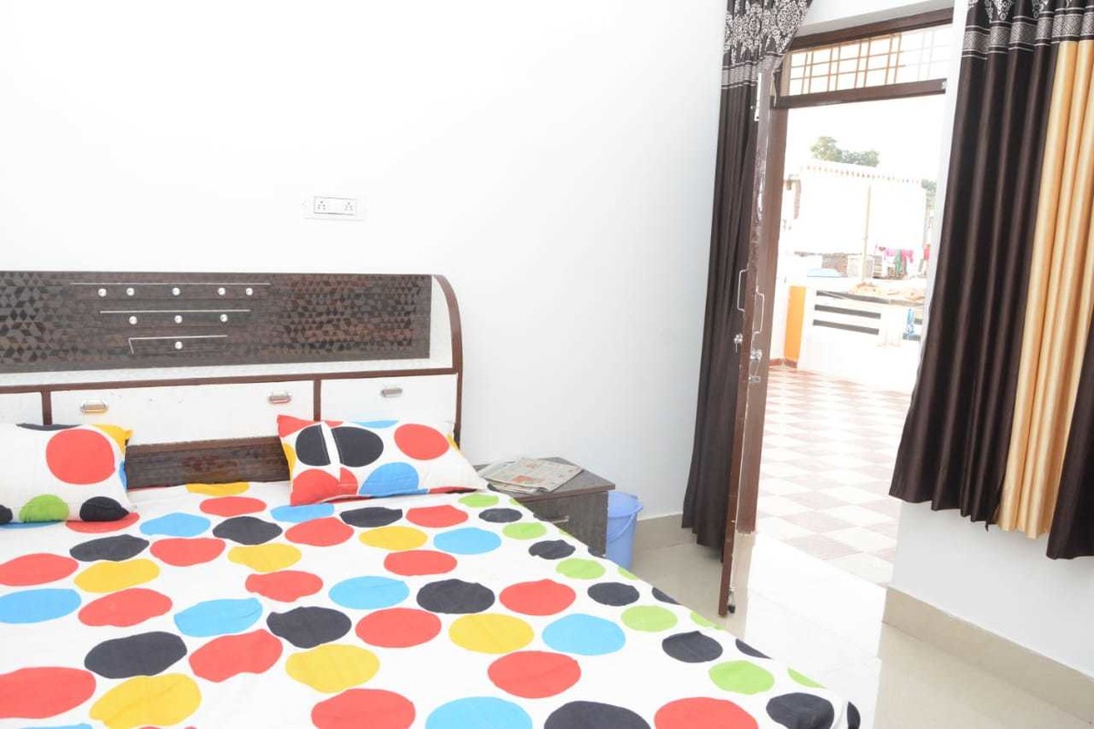 Super Deluxe Room 2(Single Bed) - 1