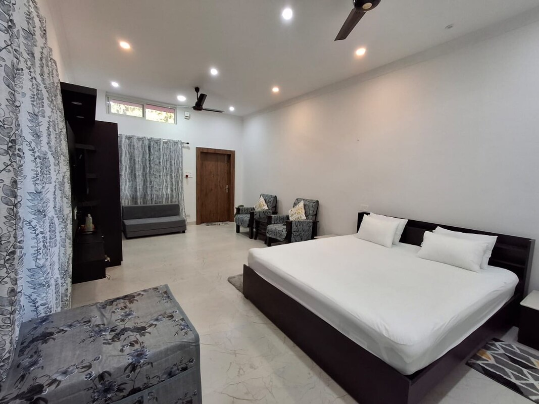 Room 1(Full Room) - 1
