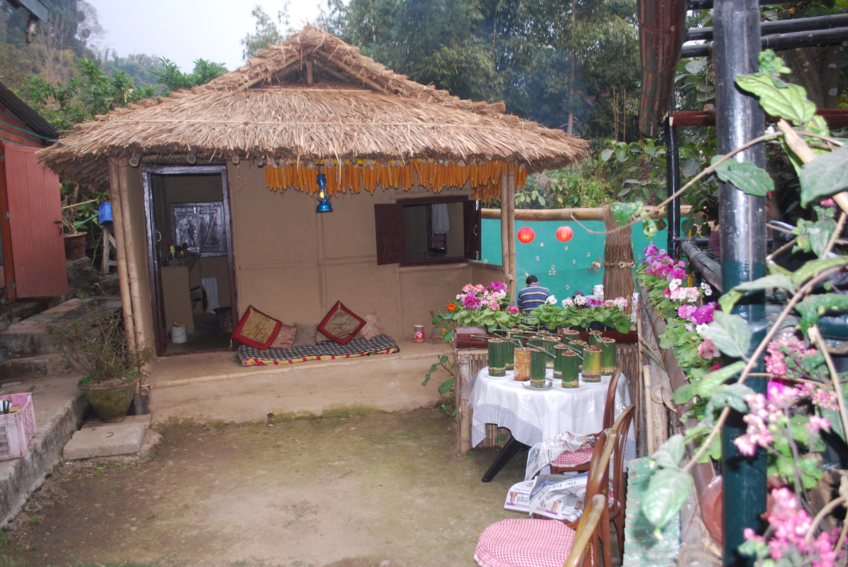 Traditional Hut With Private Garden(Full Room) - 1