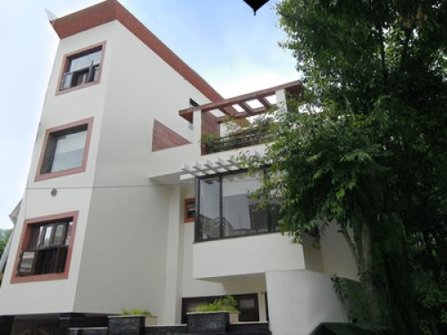 Spacious Big Rooms with all facilit