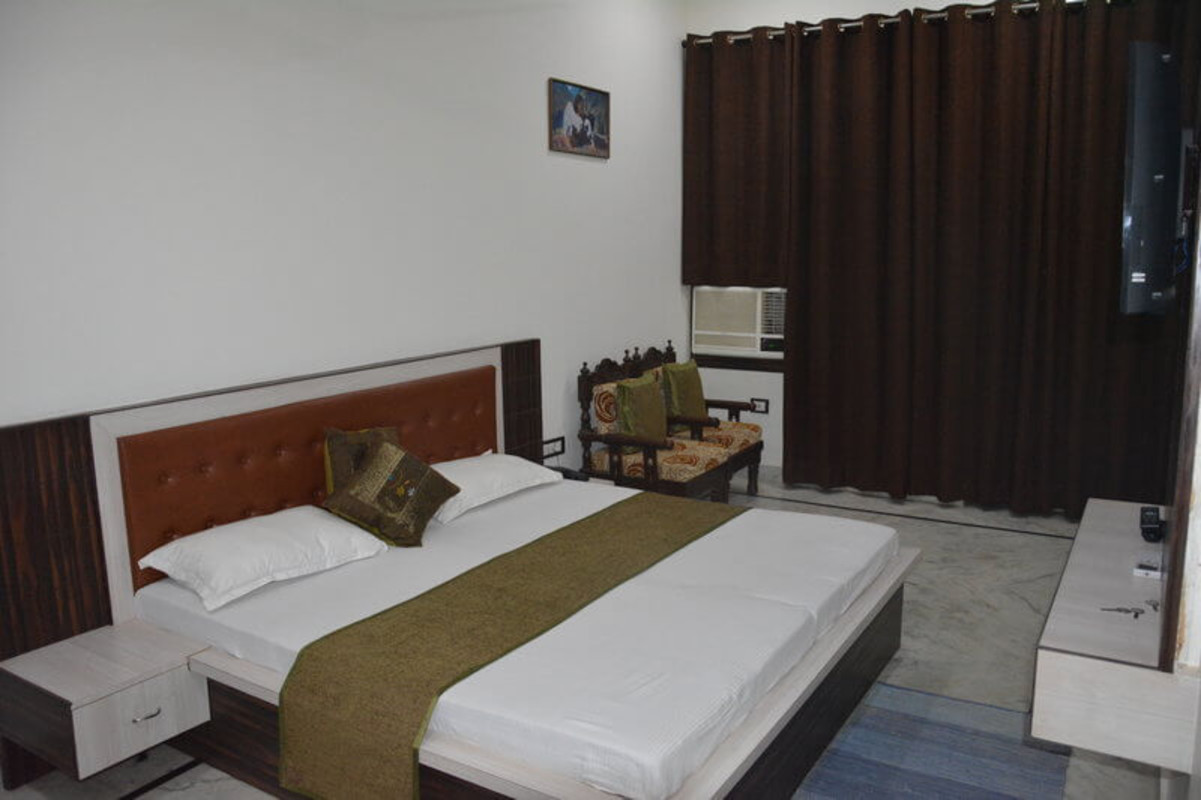 Shiva(Full Room) - 1