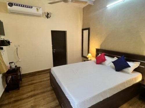 Colonel Dugal's Guest House - Gallery - 10