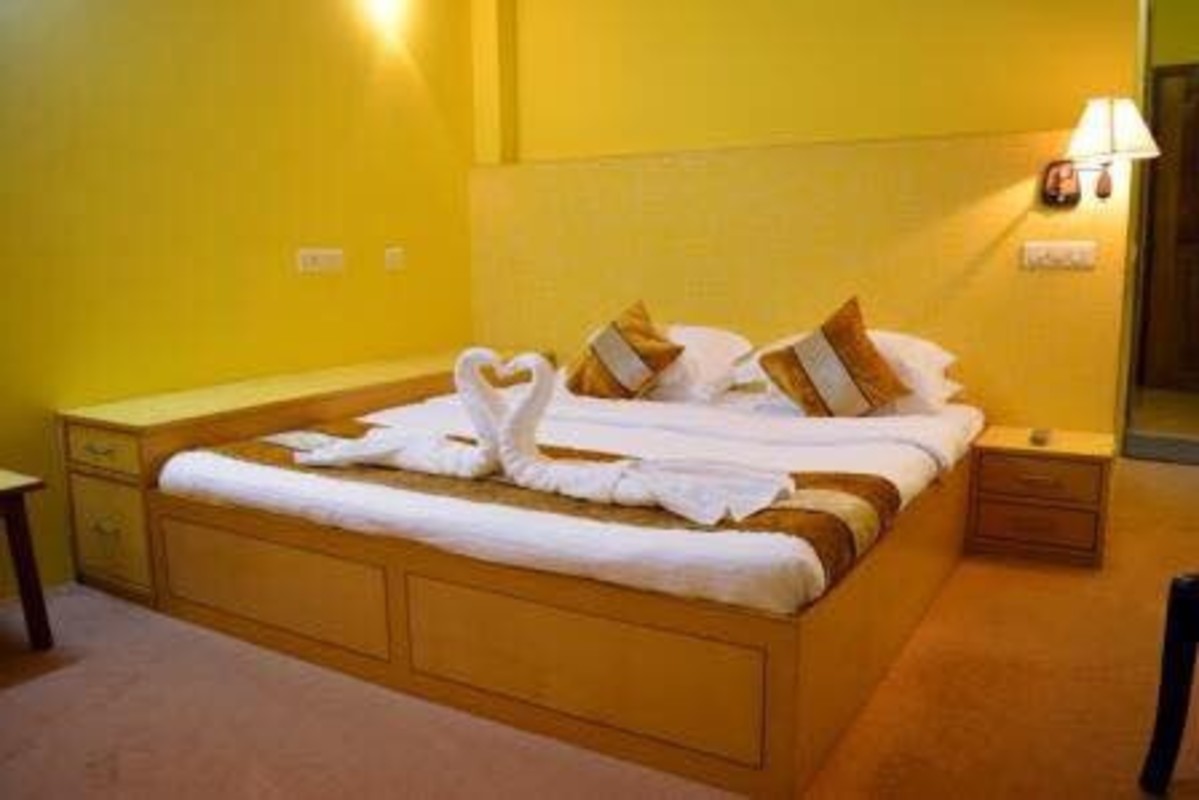 The Yellow Corner (Premium Double Room)(Full Room) - 1