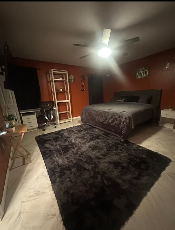 Room 1 (Full Room) - 1