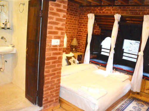 Yamba Traditional Home - Gallery - 7