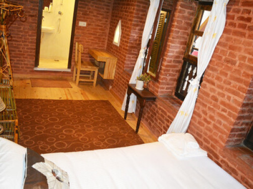 Yamba Traditional Home - Gallery - 9