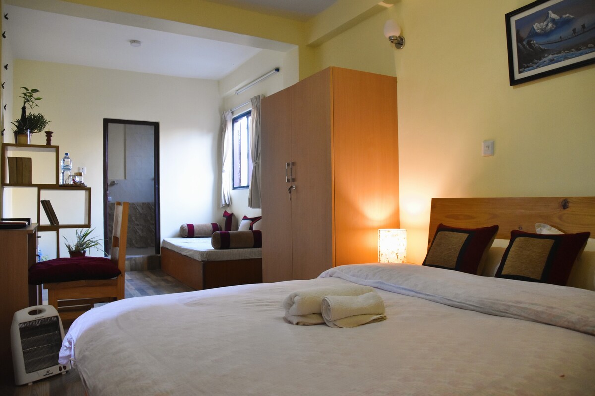 Mt. Fishtail(Single Bed) - 1