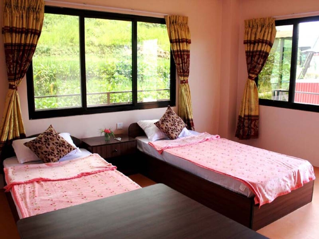 Mount Everest (8,848m) (Single Bed) - 1