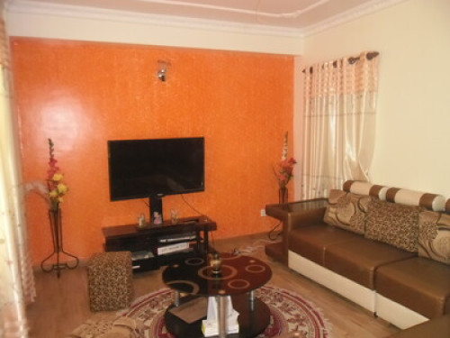 WARM HOMELY ENVIRONMENT - Gallery - 4