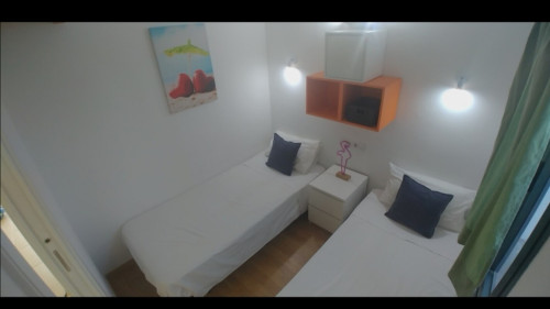 Sunny terrace & Private room - Gallery - 2
