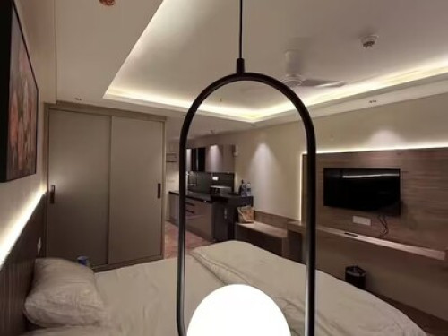 Stay with Prisha in Greater Noida