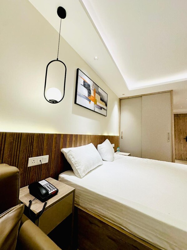 Stay With Prisha(Single Bed) - 1