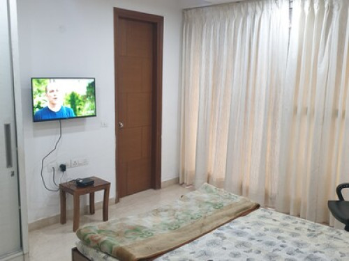 Ac ensuite Double Bedroom Nehru Pl - Gallery - 3
