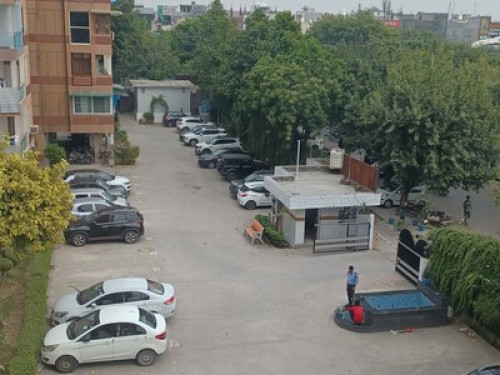 friendly apartment room Delhi India - Gallery - 8