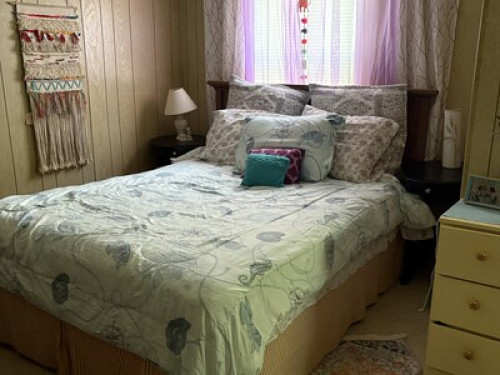 Private Ensuite Room Near Square! - Gallery - 6