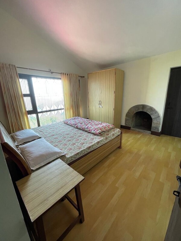Deluxe Double Room 2(Single Bed) - 1