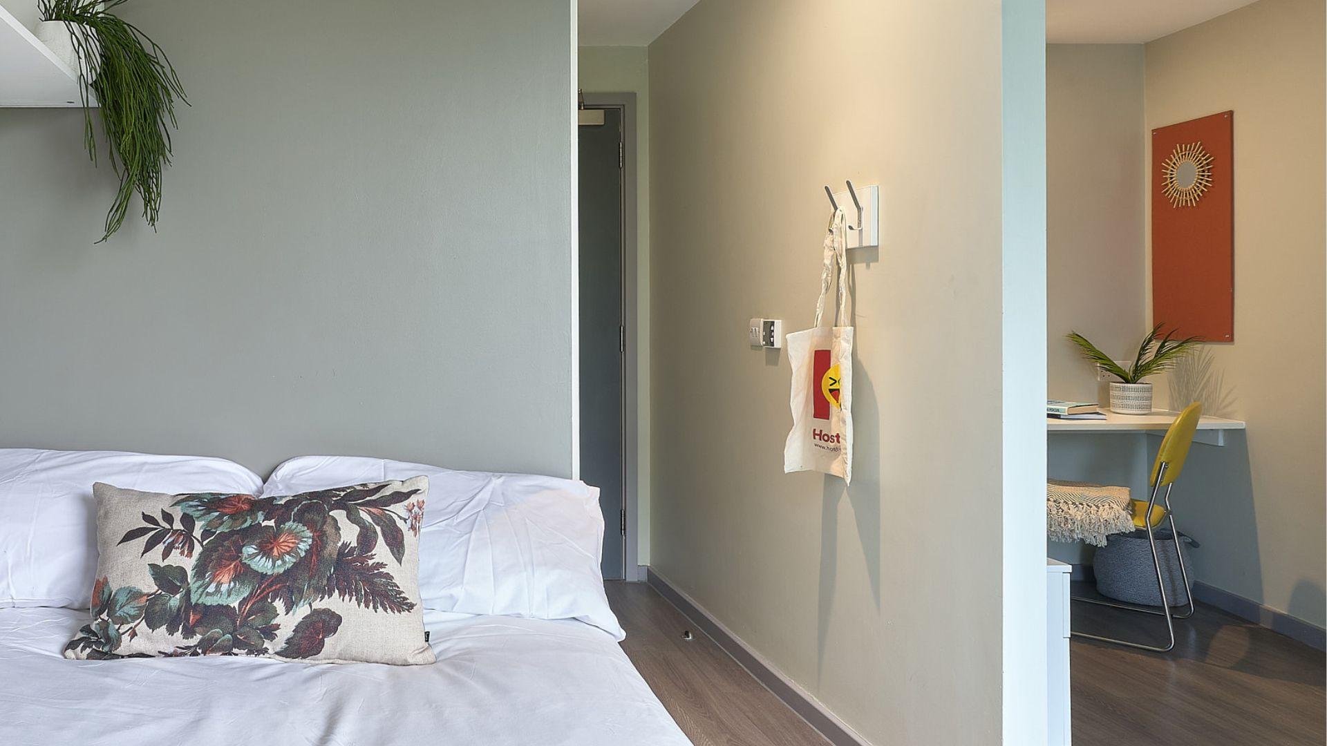 Deluxe Premium En-Suite - Gosford Gate - Gallery - 11
