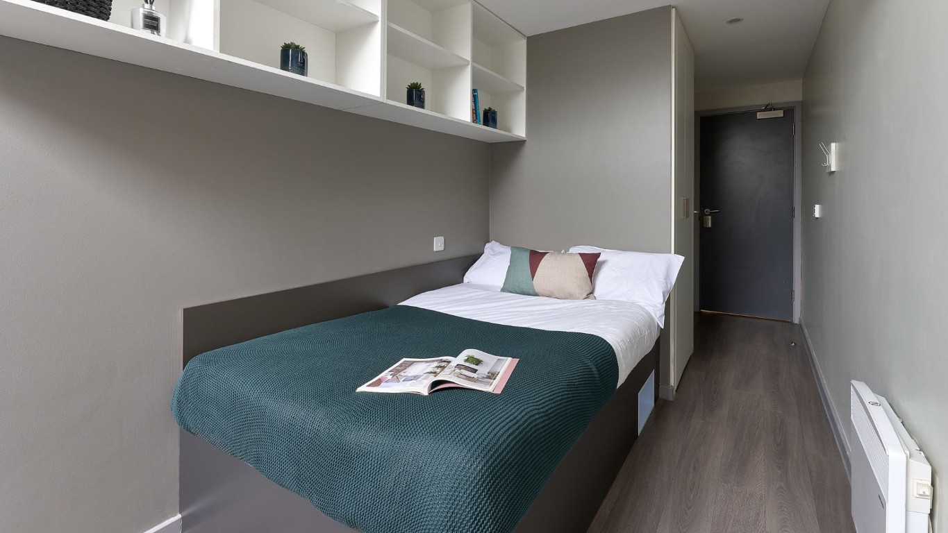  Penthouse En-Suite  -  Gosford Gate  - Gallery -  5