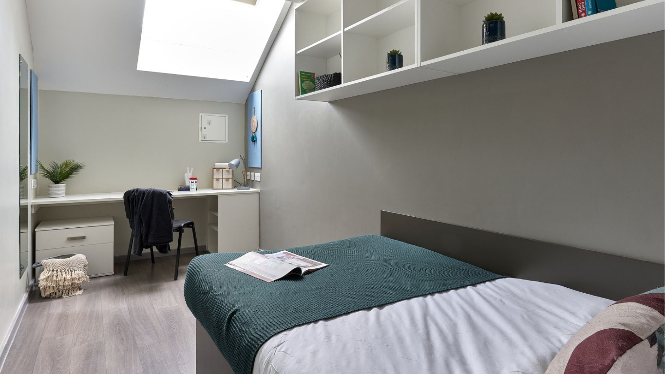  Penthouse En-Suite  -  Gosford Gate  - Gallery -  1