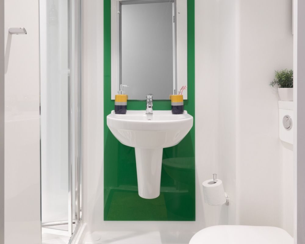  Classic En-Suite  -  Gosford Gate  - Gallery -  2