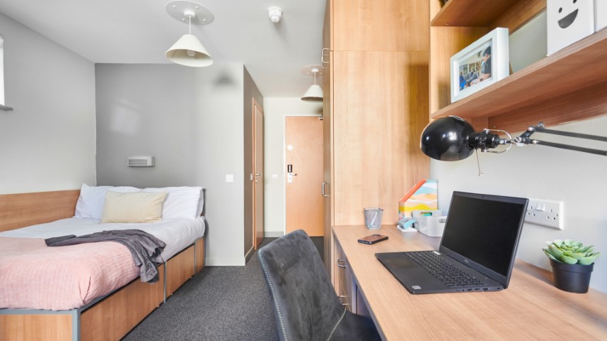  Premium En-Suite  -  The Northfield  - Gallery -  3